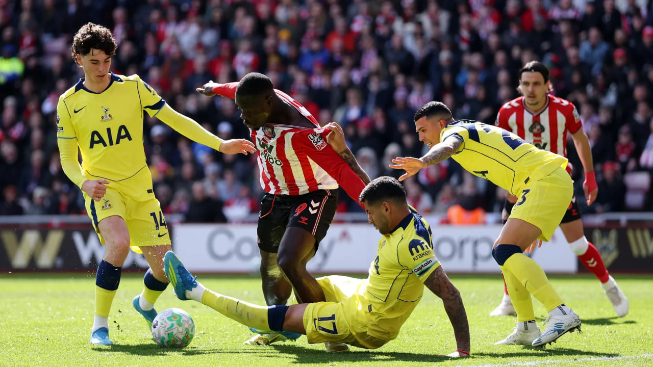 Sunderland vs Tottenham (20:00 – 12/04) | Xem lại trận đấu