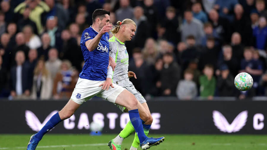 Everton vs Manchester City (02:00 - 05/05)